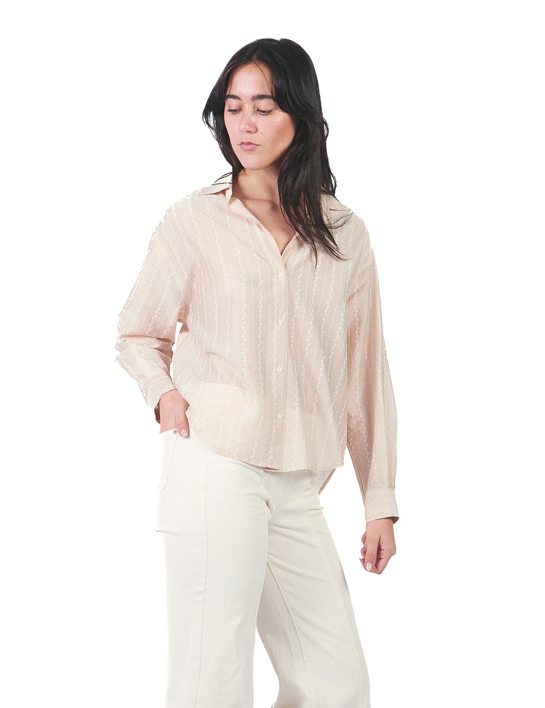 Blusa manga larga de cuello camisero de fit holgado BEIGE