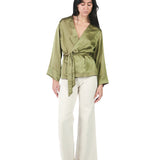 Pantalón jean con corte delantero CREMA